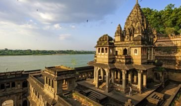 Indore To Maheshwar Full Day